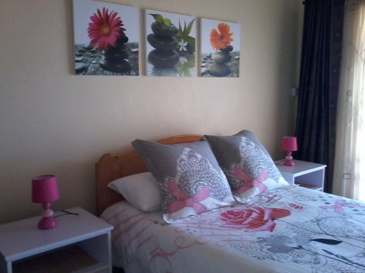 Chez Cozy'S Hotel Albion Bagian luar foto
